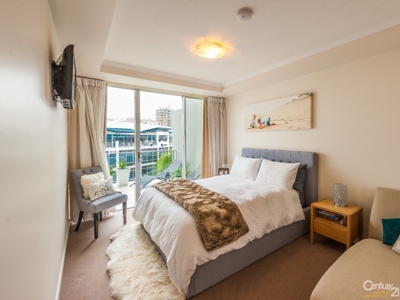 402/1 Duporth Avenue, Maroochydore QLD 4558