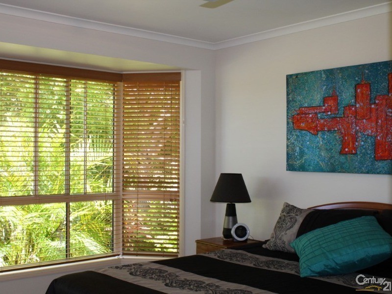 42 Mountain Ash Drive, Mountain Creek QLD 4557
