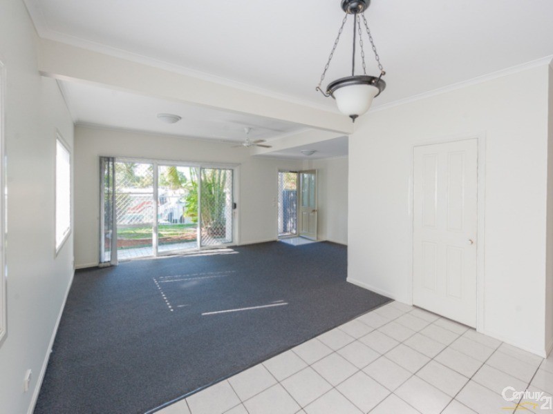 1/40 Memorial Avenue, Maroochydore QLD 4558
