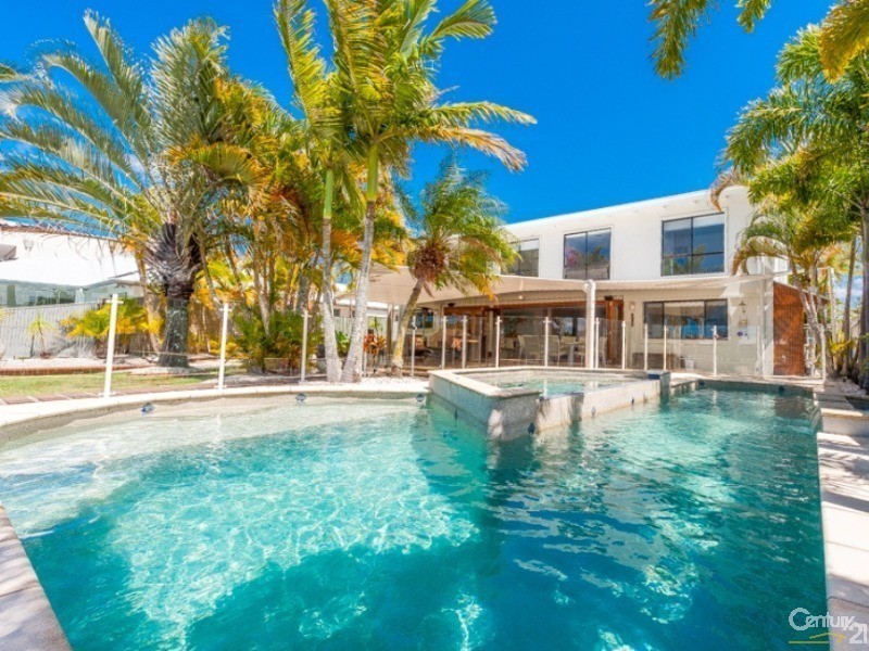 32 Tepequar Drive, Maroochydore QLD 4558