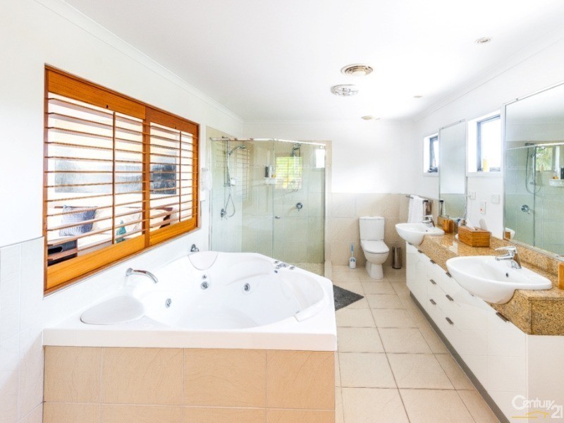 32 Tepequar Drive, Maroochydore QLD 4558
