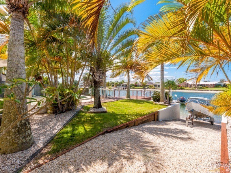 32 Tepequar Drive, Maroochydore QLD 4558