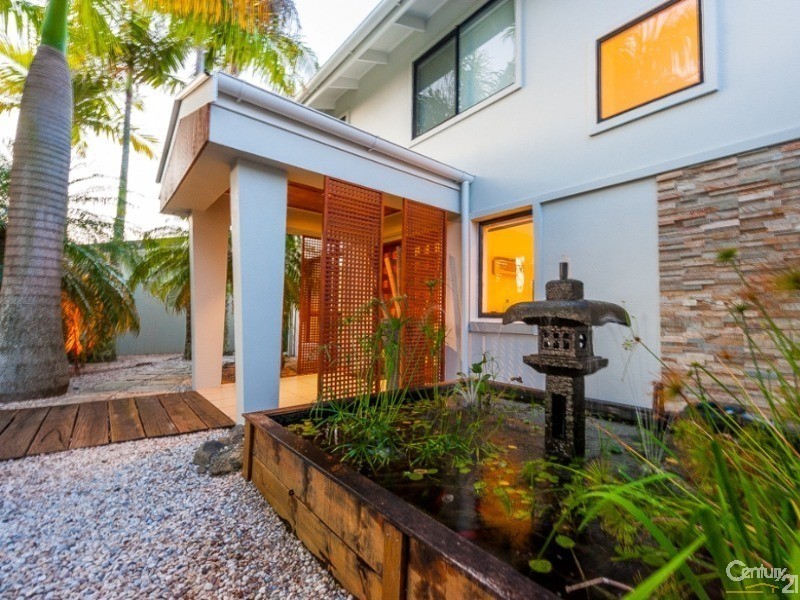 32 Tepequar Drive, Maroochydore QLD 4558