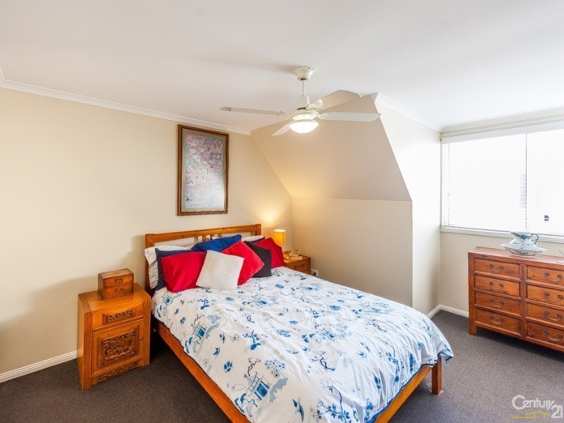 2/35  Baden Powell Street, Maroochydore QLD 4558