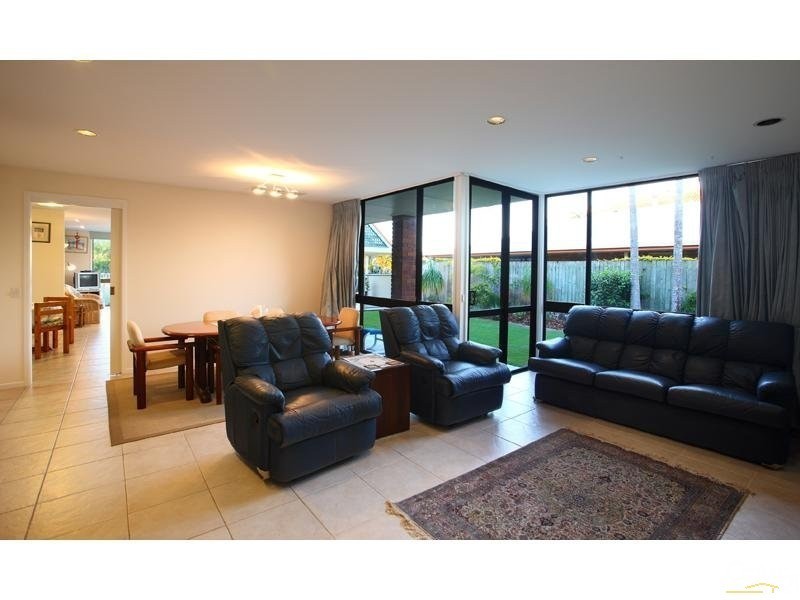 11 Yallanga Place, Mooloolaba QLD 4557