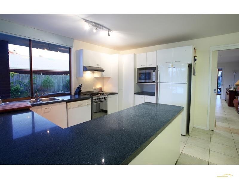 11 Yallanga Place, Mooloolaba QLD 4557
