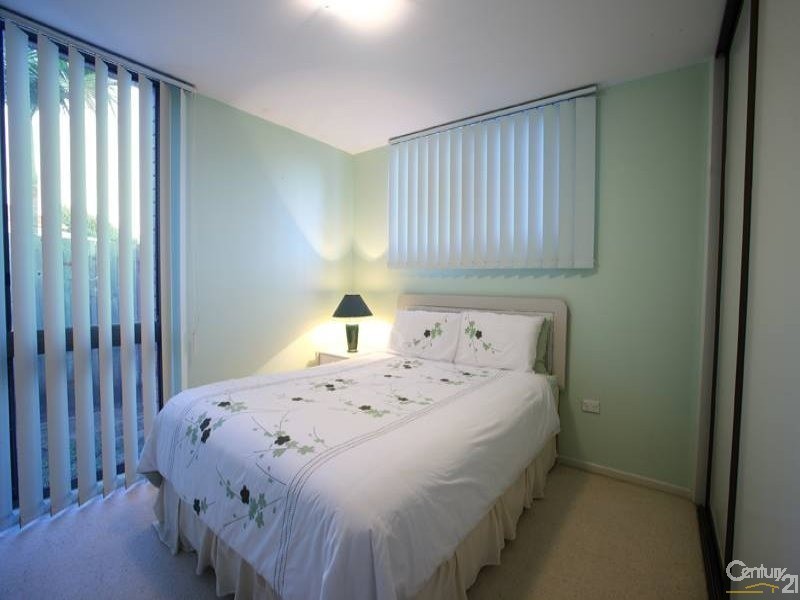 11 Yallanga Place, Mooloolaba QLD 4557