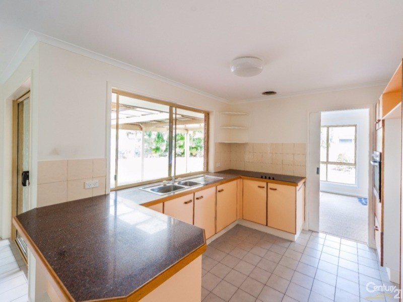 2 Mizzen Close, Wurtulla QLD 4575