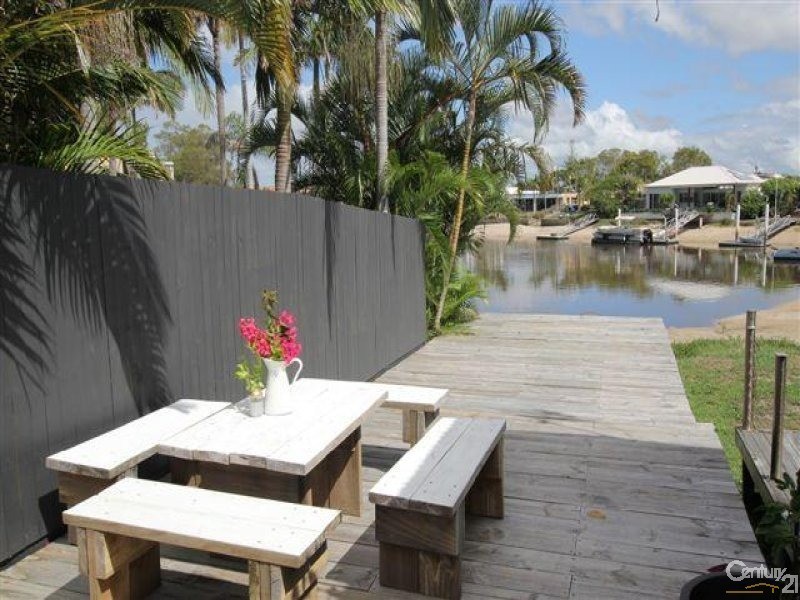 4 Yulunga Place, Mooloolaba QLD 4557