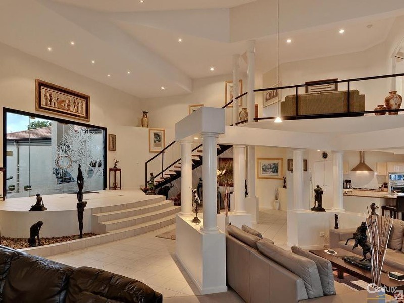 82 Mooloolah Drive, Minyama QLD 4575