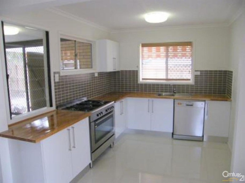 2 Allunga Court, Mooloolaba QLD 4557