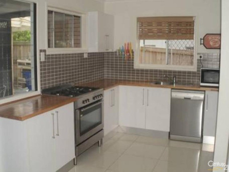 2 Allunga Court, Mooloolaba QLD 4557