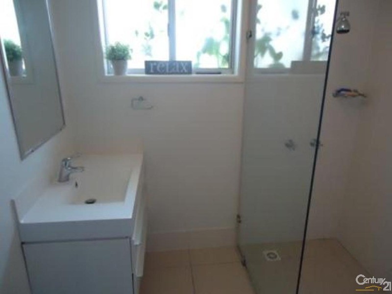 2 Allunga Court, Mooloolaba QLD 4557