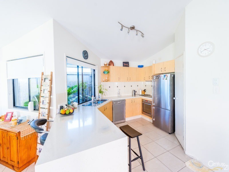 3 Martinique Court, Parrearra QLD 4575