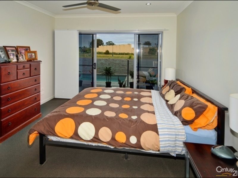 6 Pepper Tree Circuit, Maroochydore QLD 4558