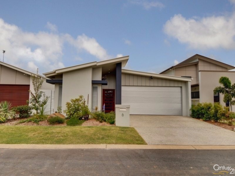 6 Pepper Tree Circuit, Maroochydore QLD 4558