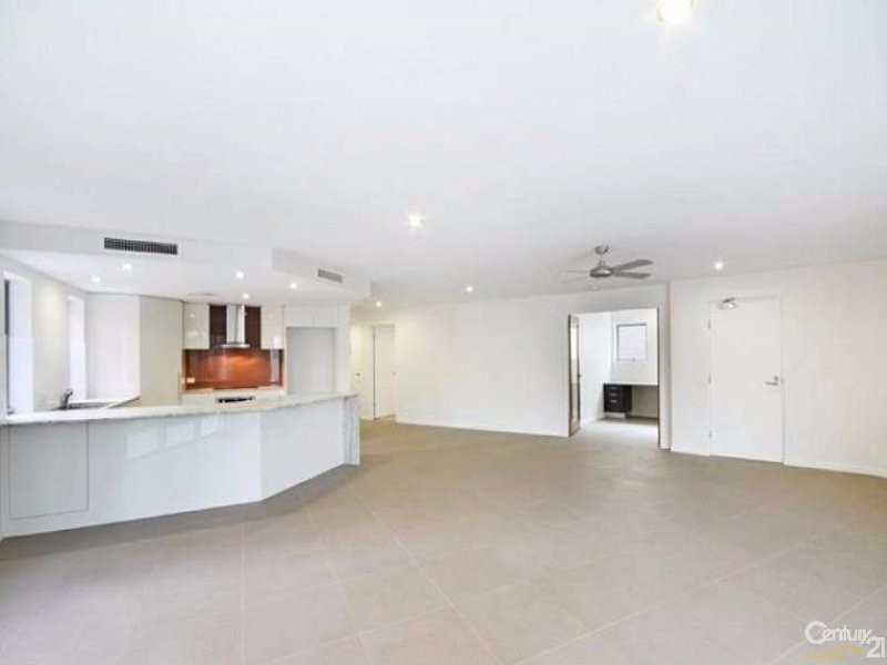 1/81 Buderim Avenue, Mooloolaba QLD 4557