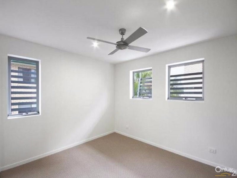 1/81 Buderim Avenue, Mooloolaba QLD 4557