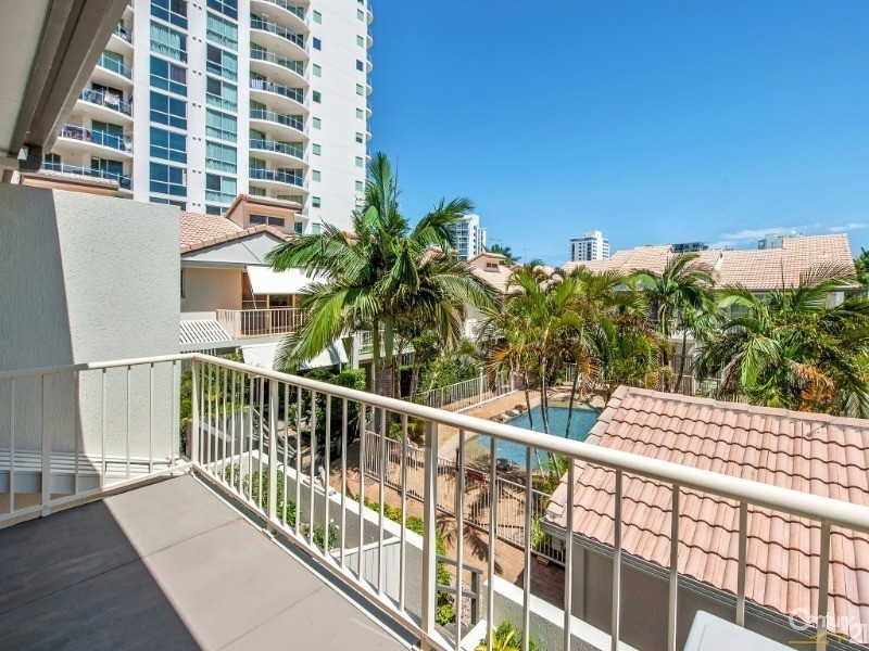 15/15 Fifth Avenue, Maroochydore QLD 4558