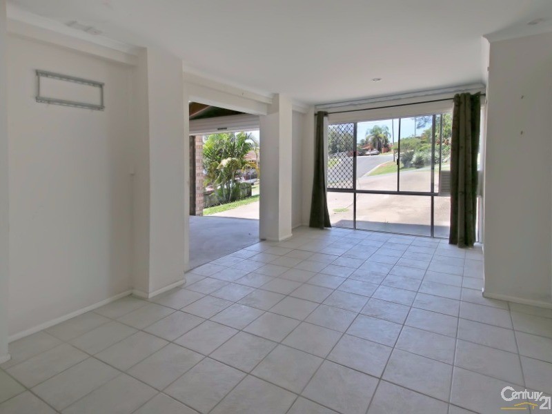 15 Renison Drive, Kuluin QLD 4558