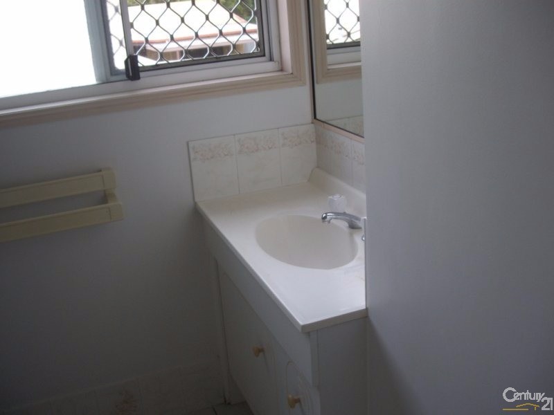 4/102 Bundilla Boulevard, Mountain Creek QLD 4557