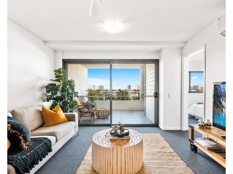 4 Maud Street, Maroochydore QLD 4558