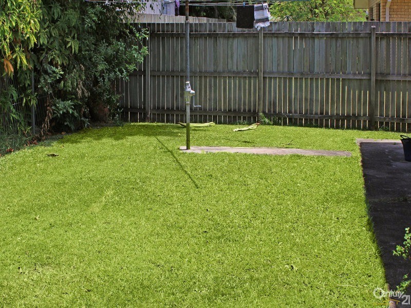 11 Surf Road, Alexandra Headland QLD 4572