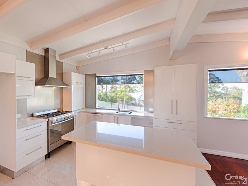 2 Nyes Crescent, Buderim QLD 4556