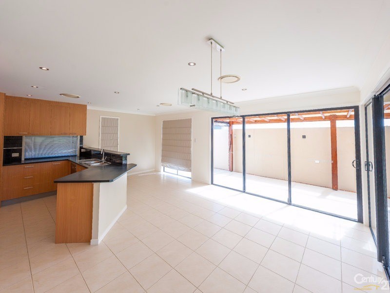 34 Sailfish Drive, Mountain Creek QLD 4557