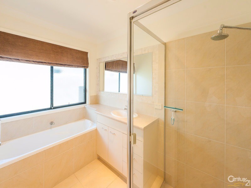 34 Sailfish Drive, Mountain Creek QLD 4557