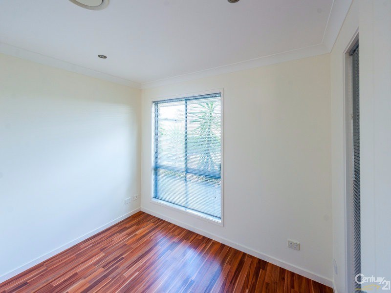 34 Sailfish Drive, Mountain Creek QLD 4557