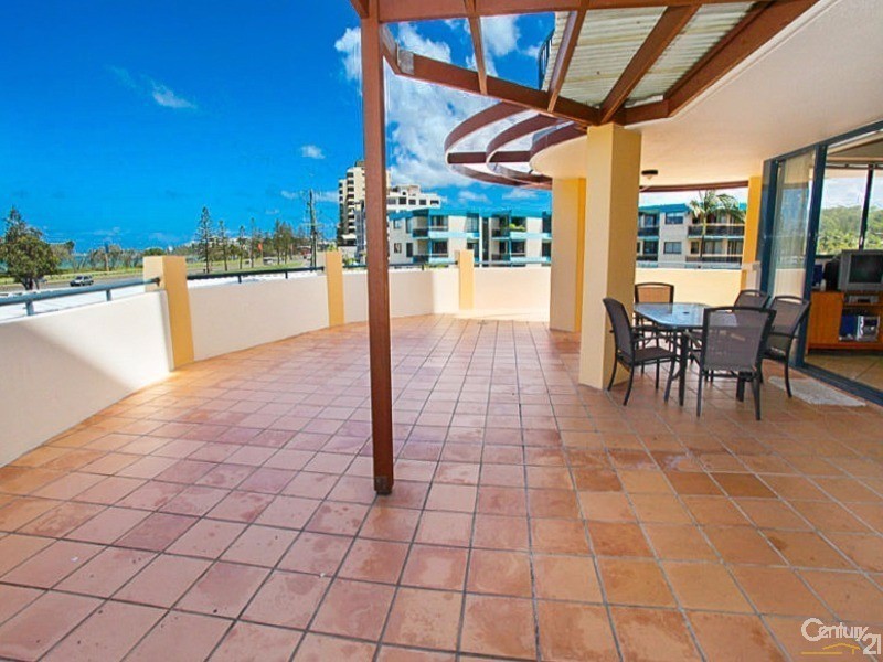 212/102 Alexandra Parade, Alexandra Headland QLD 4572