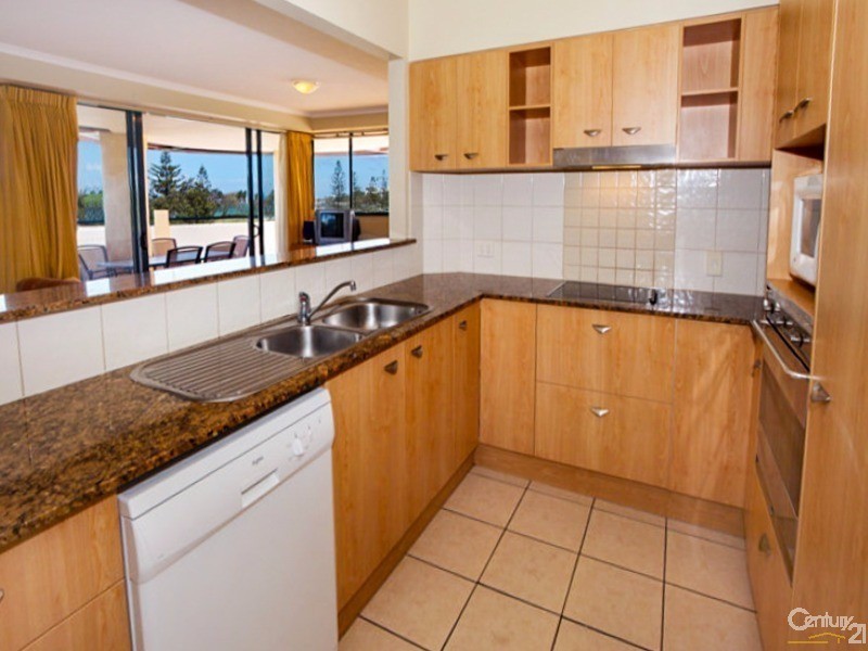 212/102 Alexandra Parade, Alexandra Headland QLD 4572