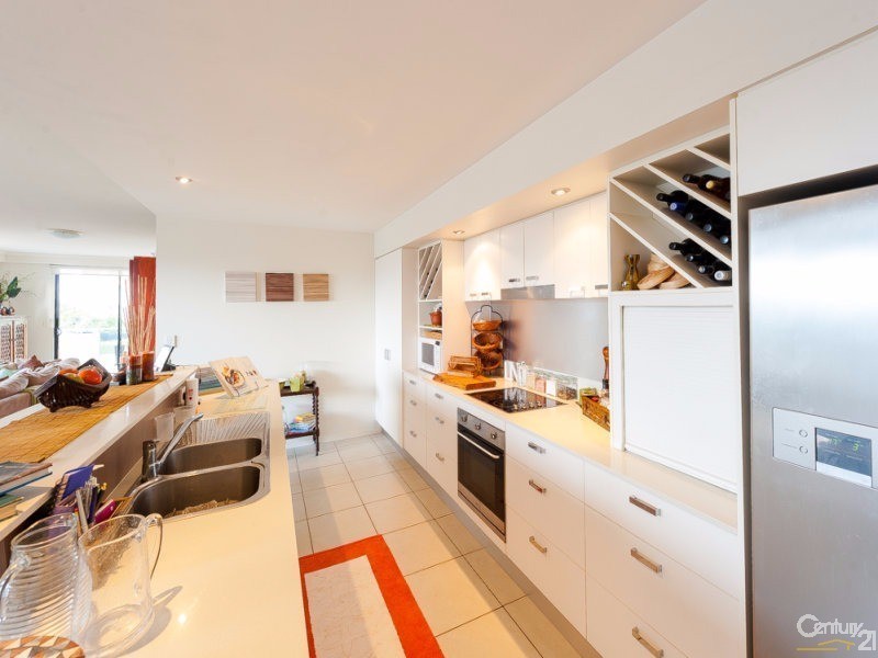 4/71 Duporth Avenue, Maroochydore QLD 4558