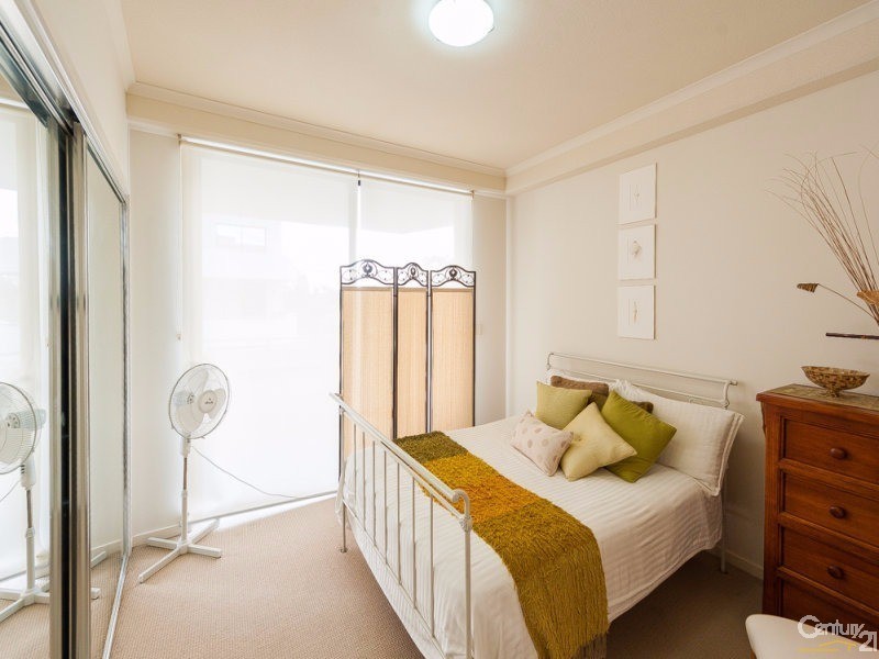 4/71 Duporth Avenue, Maroochydore QLD 4558