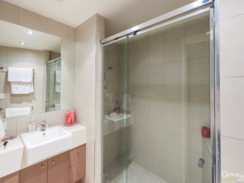 4/71 Duporth Avenue, Maroochydore QLD 4558