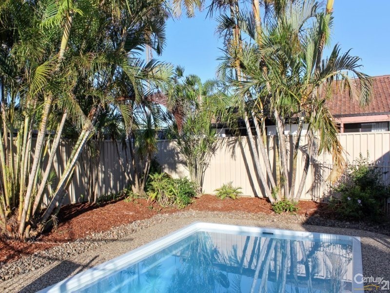 9 Napalle Street, Warana QLD 4575