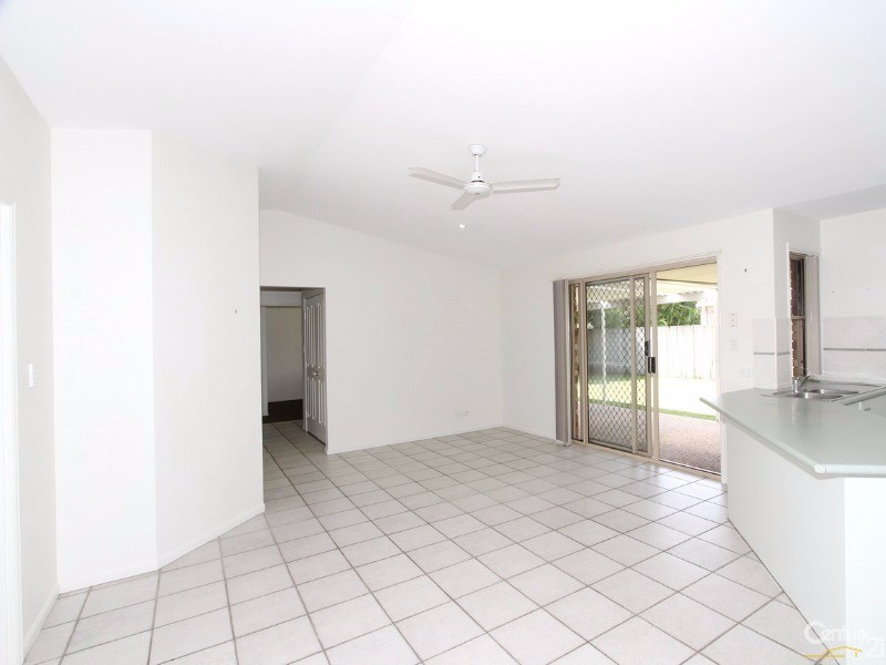 36 Mountain Ash Drive, Mountain Creek QLD 4557