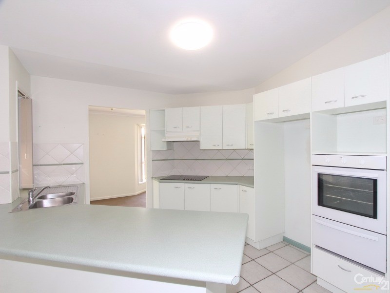 36 Mountain Ash Drive, Mountain Creek QLD 4557