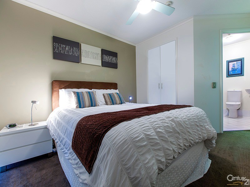 32/42-56 River Esplanade, Mooloolaba QLD 4557