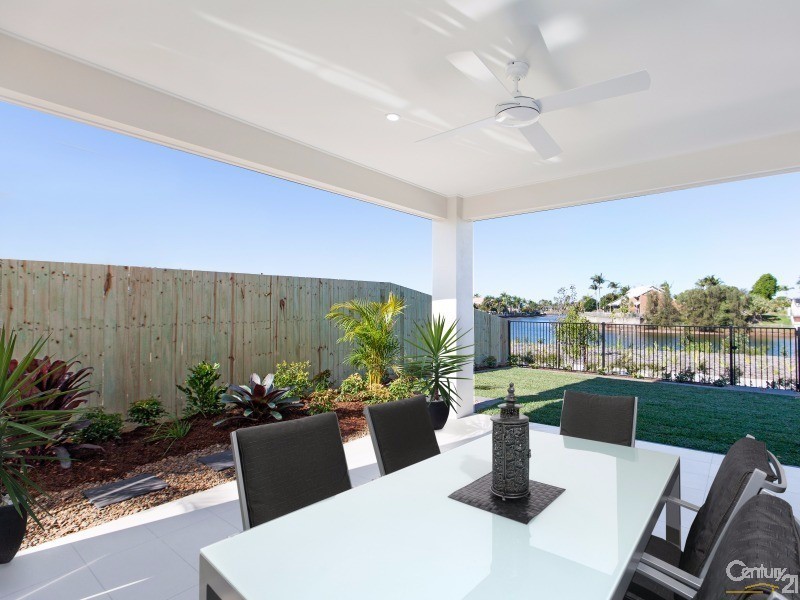 61 Waterway Drive, Birtinya QLD 4575