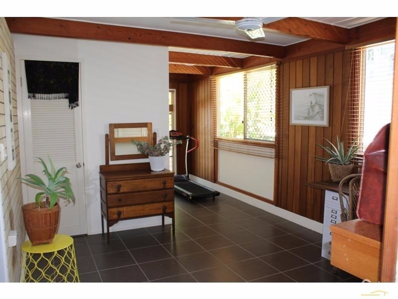 25 Victor Street, Alexandra Headland QLD 4572