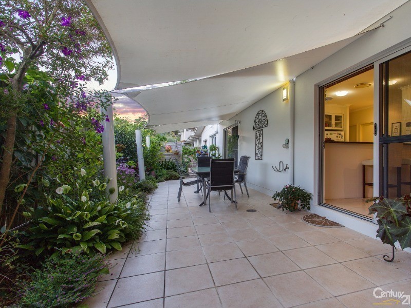 5/2-4 Tranquil Place, Alexandra Headland QLD 4572