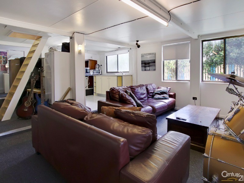 7 Minchinton Street, Caloundra QLD 4551