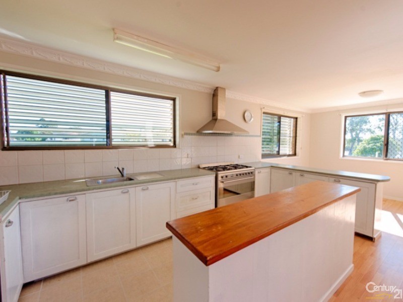 2/23 Bradman Avenue, Maroochydore QLD 4558