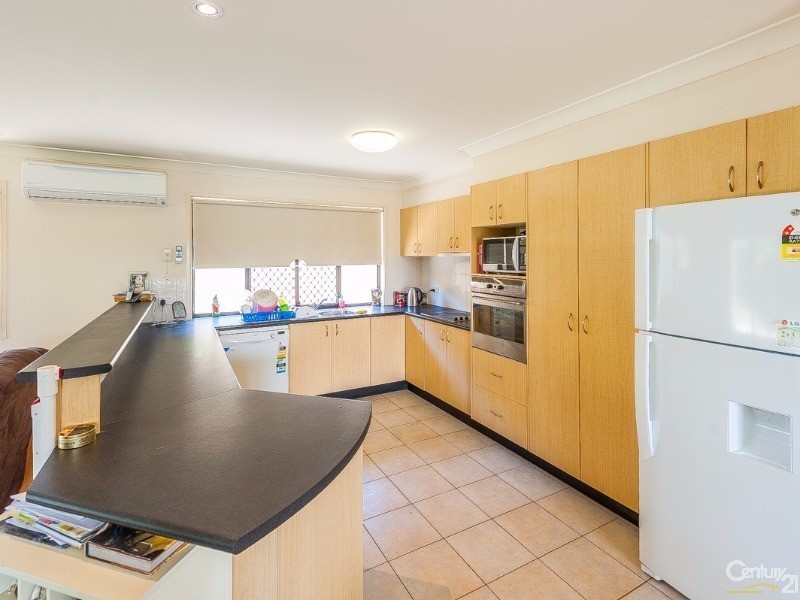 28 Barcoola Place, Twin Waters QLD 4564