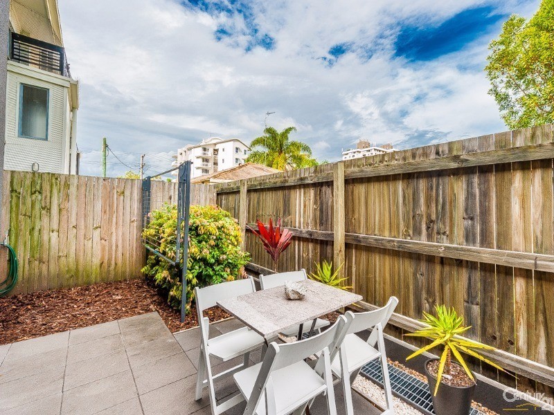 8/109 Duporth Avenue, Maroochydore QLD 4558