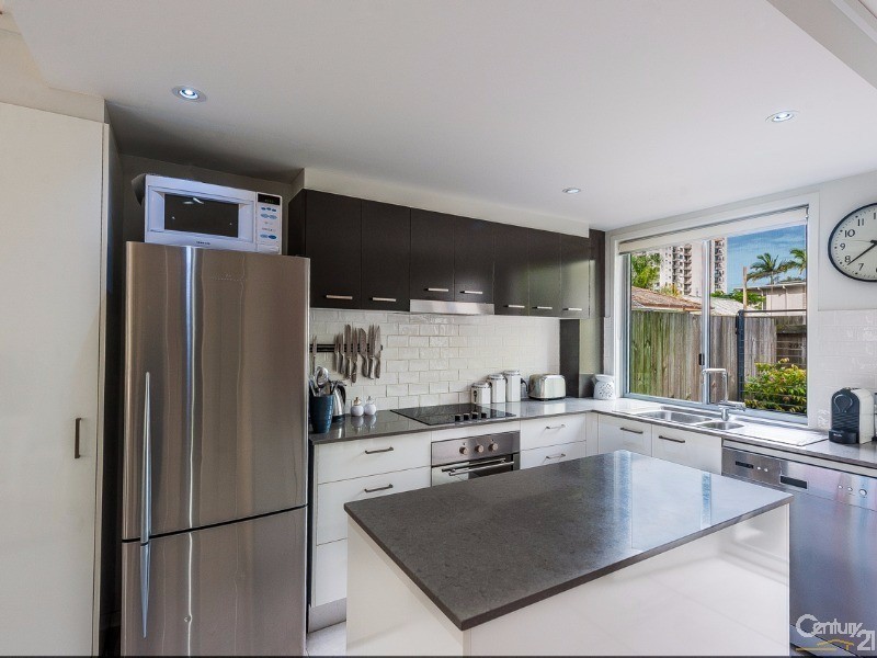 8/109 Duporth Avenue, Maroochydore QLD 4558