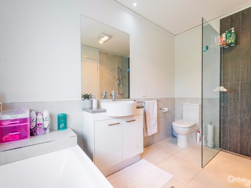 8/109 Duporth Avenue, Maroochydore QLD 4558