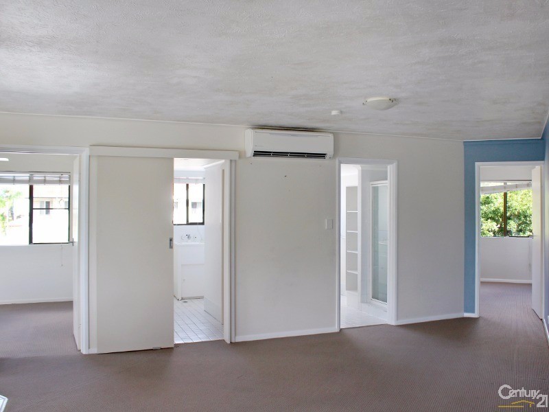 10/77 Bradman Avenue, Maroochydore QLD 4558